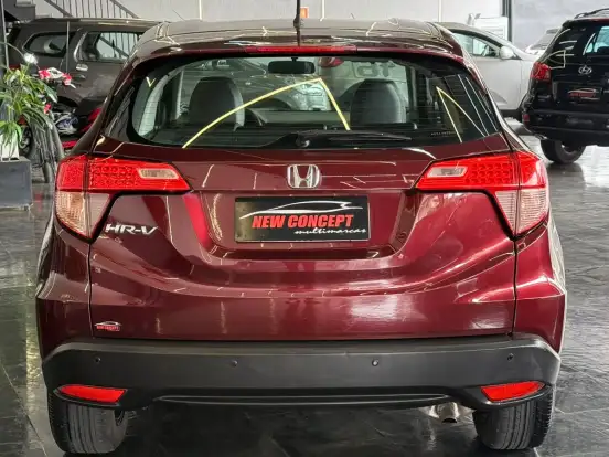HONDA-HR-V-1.8 16V FLEX LX 4P AUTOMÁTICO HONDA-HR-V-2016