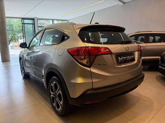 HONDA-HR-V-2015