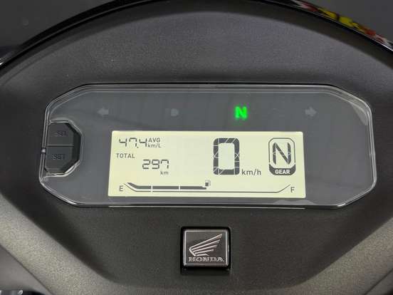 HONDA-BIZ 125 ES-2024