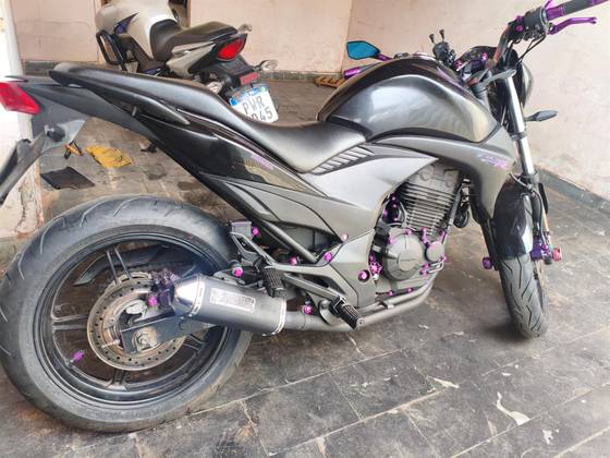 HONDA CB 300R 