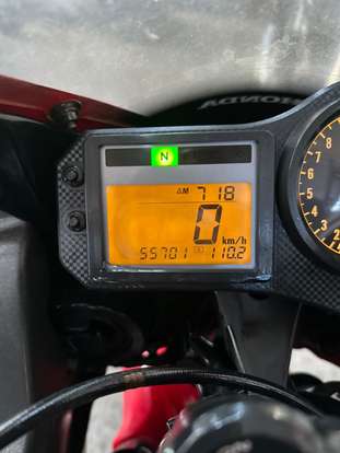 HONDA-CBR 600F-2002