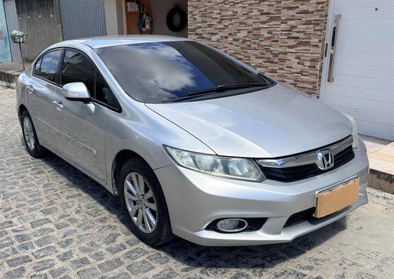 HONDA CIVIC 2.0 LXR 16V FLEX 4P AUTOMÁTICO