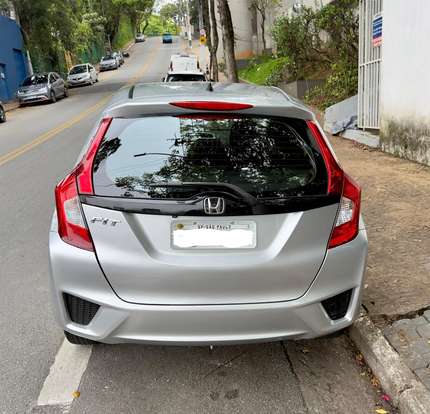 HONDA-FIT-2015