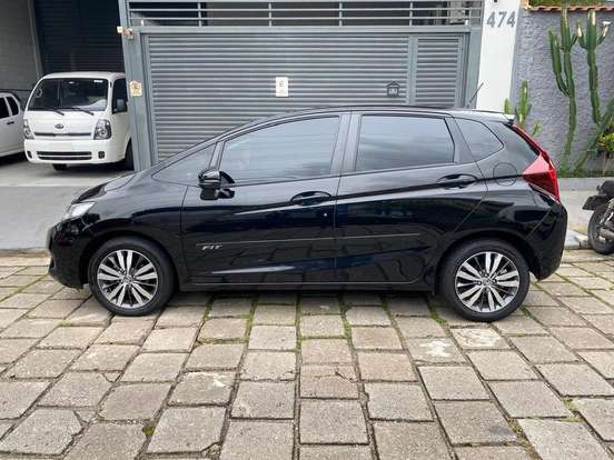HONDA-FIT-2016