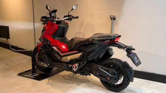 HONDA-X-ADV-2020