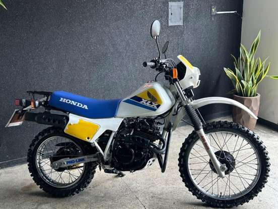 HONDA-XLX 250R HONDA-XLX 250R-1988