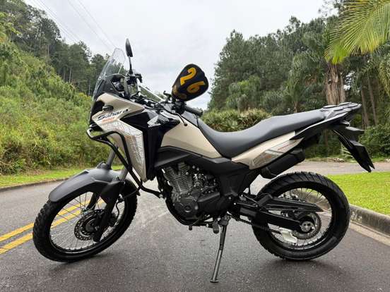HONDA-XRE 300 SAHARA ADVENTURE-2026