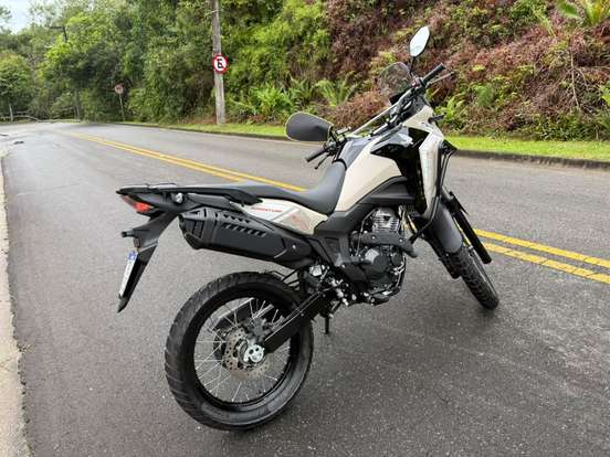 HONDA-XRE 300 SAHARA ADVENTURE-2026
