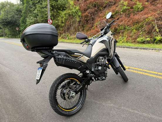 HONDA-XRE 300 SAHARA ADVENTURE-2024