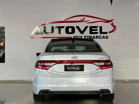 HYUNDAI-AZERA-3.0 MPFI GLS V6 24V GASOLINA 4P AUTOMÁTICO HYUNDAI-AZERA-2016