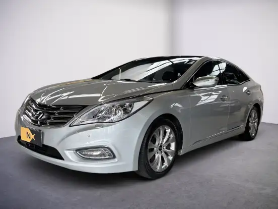 HYUNDAI-AZERA-3.0 MPFI GLS V6 24V GASOLINA 4P AUTOMÁTICO HYUNDAI-AZERA-2012