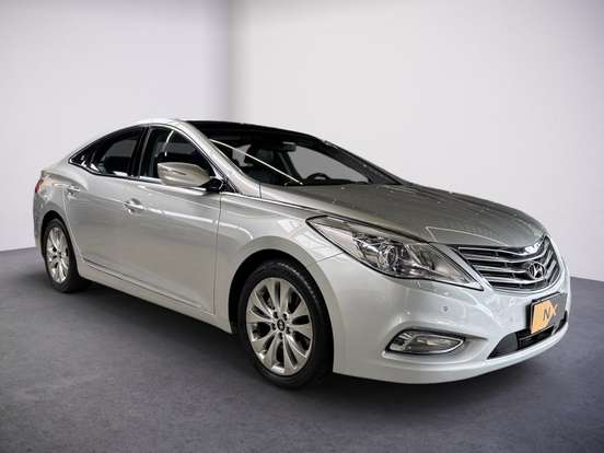HYUNDAI-AZERA-2012