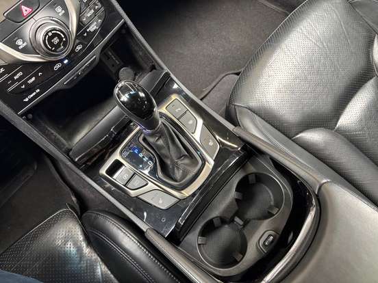 HYUNDAI-AZERA-2012