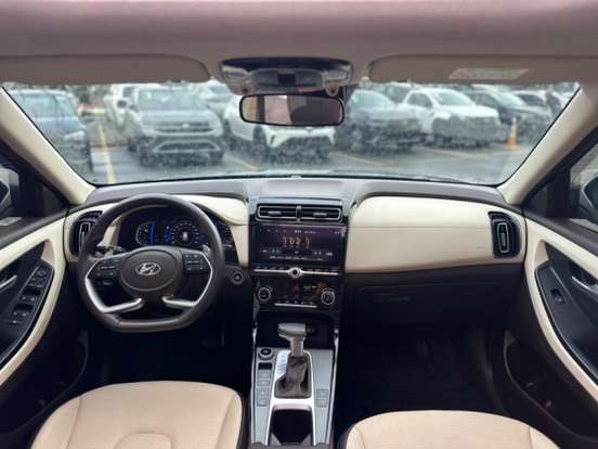 HYUNDAI-CRETA-2.0 FLEX ULTIMATE AUTOMÁTICO HYUNDAI-CRETA-2024