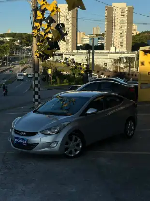 HYUNDAI-ELANTRA-1.8 GLS 16V GASOLINA 4P AUTOMÁTICO HYUNDAI-ELANTRA-2011