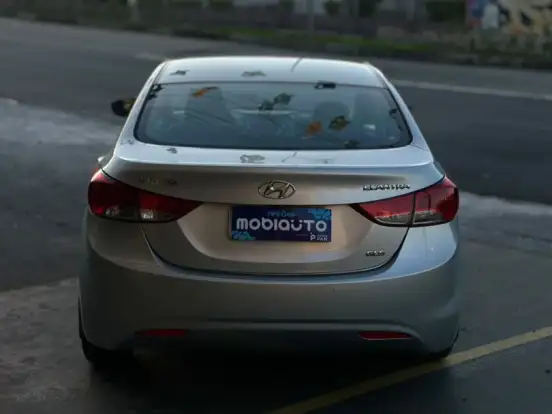 HYUNDAI-ELANTRA-1.8 GLS 16V GASOLINA 4P AUTOMÁTICO HYUNDAI-ELANTRA-2011