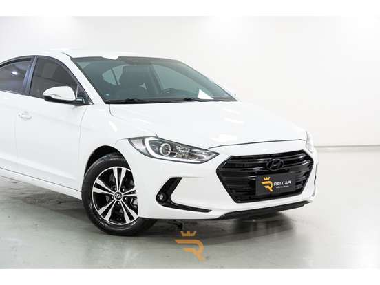 HYUNDAI-ELANTRA-2.0 16V FLEX 4P AUTOMÁTICO HYUNDAI-ELANTRA-2016