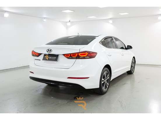 HYUNDAI-ELANTRA-2.0 16V FLEX 4P AUTOMÁTICO HYUNDAI-ELANTRA-2016