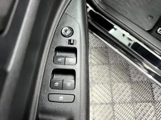 HYUNDAI-HB20-2025
