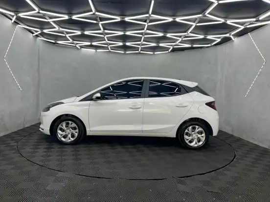 HYUNDAI-HB20-2022