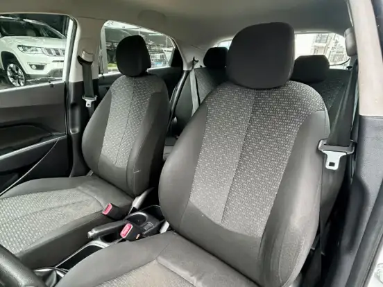 HYUNDAI-HB20-1.0 COMFORT 12V FLEX 4P MANUAL HYUNDAI-HB20-2017