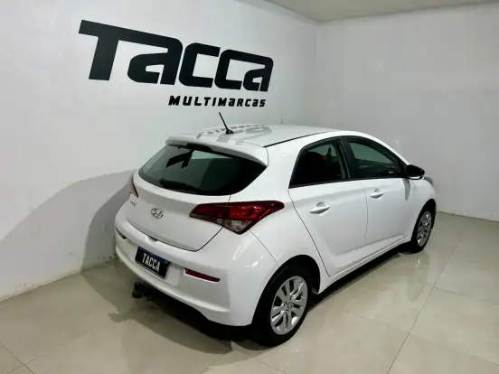 HYUNDAI-HB20-2017