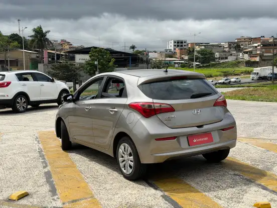 HYUNDAI-HB20-1.0 COMFORT 12V FLEX 4P MANUAL HYUNDAI-HB20-2016