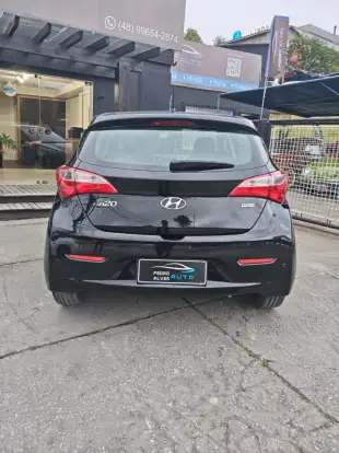 HYUNDAI-HB20-2015