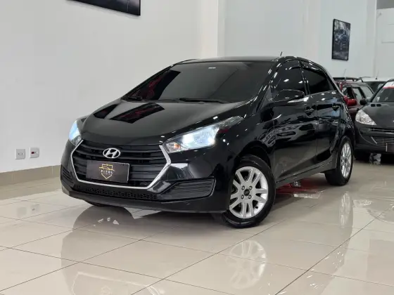 HYUNDAI HB20 1.0 COMFORT PLUS 12V TURBO FLEX 4P MANUAL