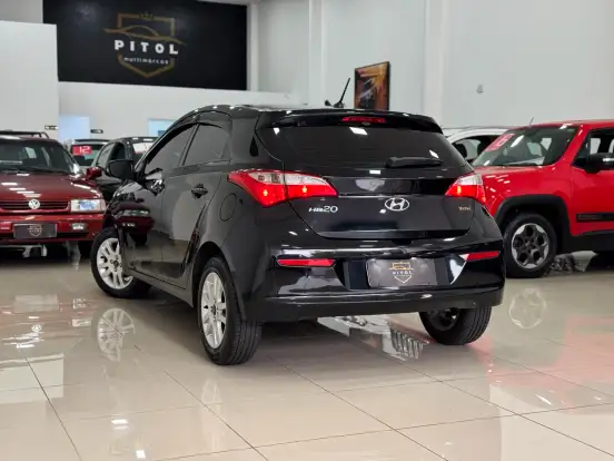HYUNDAI-HB20-1.0 COMFORT PLUS 12V TURBO FLEX 4P MANUAL HYUNDAI-HB20-2018