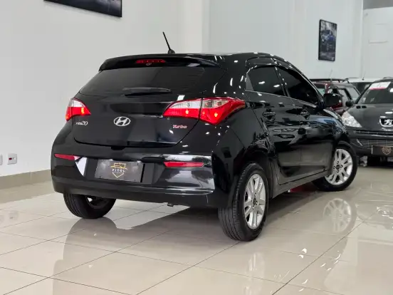 HYUNDAI-HB20-1.0 COMFORT PLUS 12V TURBO FLEX 4P MANUAL HYUNDAI-HB20-2018