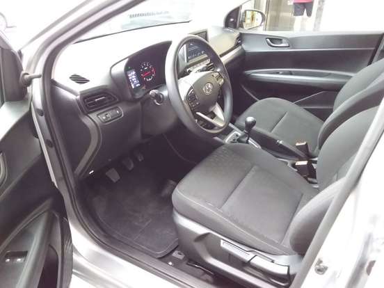 HYUNDAI-HB20-2025