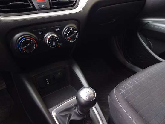 HYUNDAI-HB20-2025