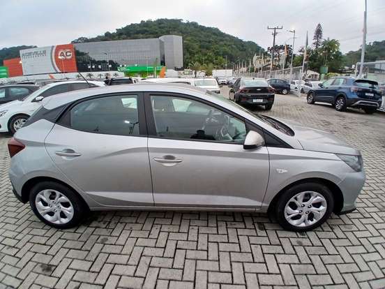 HYUNDAI-HB20-2025