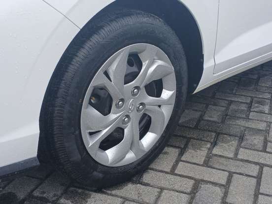 HYUNDAI-HB20-2025
