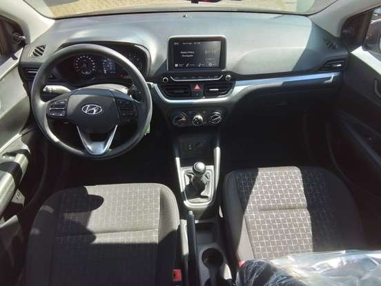 HYUNDAI-HB20-2025