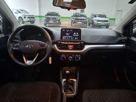 HYUNDAI-HB20-2025