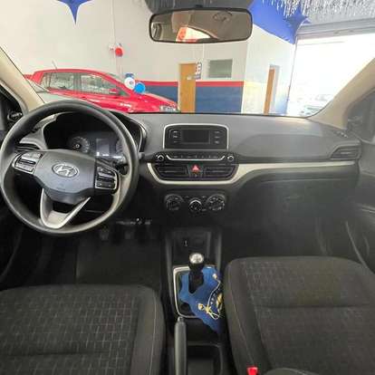 HYUNDAI-HB20-2023