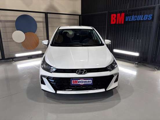 HYUNDAI-HB20-2023