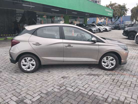 HYUNDAI-HB20-1.0 12V FLEX COMFORT PLUS MANUAL HYUNDAI-HB20-2025