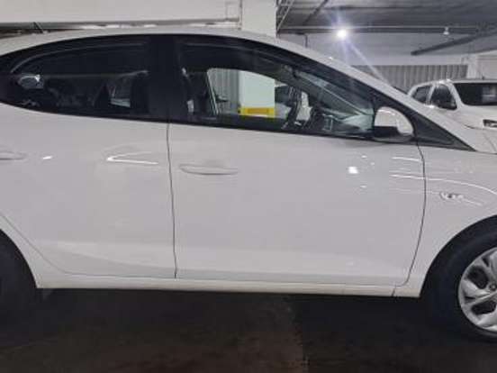 HYUNDAI-HB20-1.0 12V FLEX COMFORT PLUS MANUAL HYUNDAI-HB20-2024