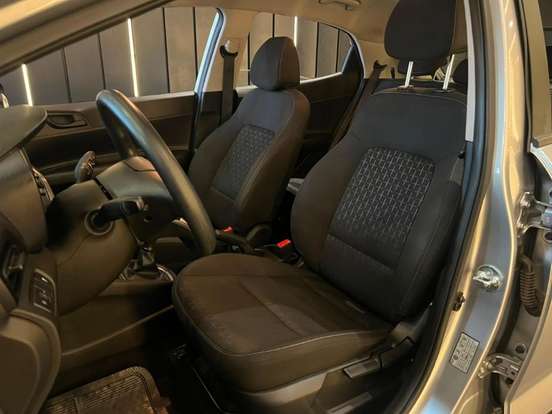 HYUNDAI-HB20-2024