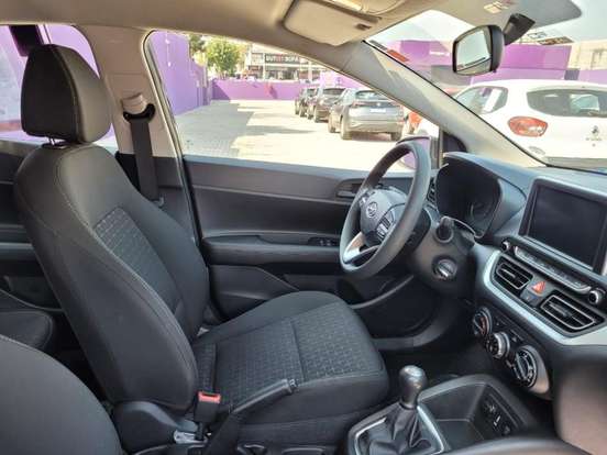 HYUNDAI-HB20-2024