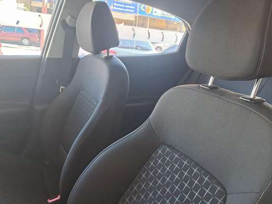 HYUNDAI-HB20-1.0 12V FLEX COMFORT PLUS MANUAL HYUNDAI-HB20-2024