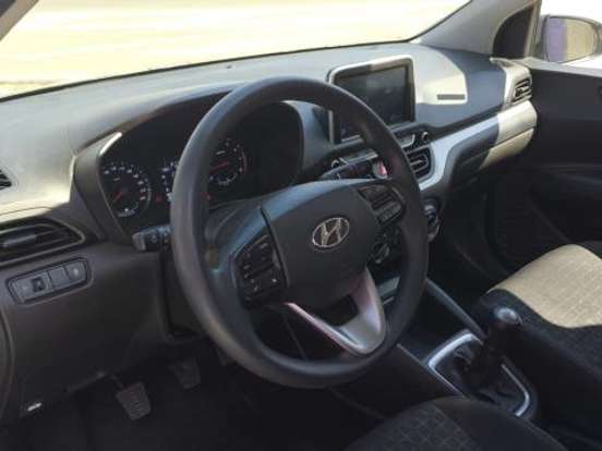 HYUNDAI-HB20-1.0 12V FLEX COMFORT PLUS MANUAL HYUNDAI-HB20-2024