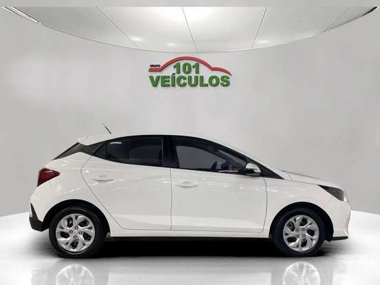 HYUNDAI-HB20-2024