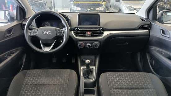 HYUNDAI-HB20-2025
