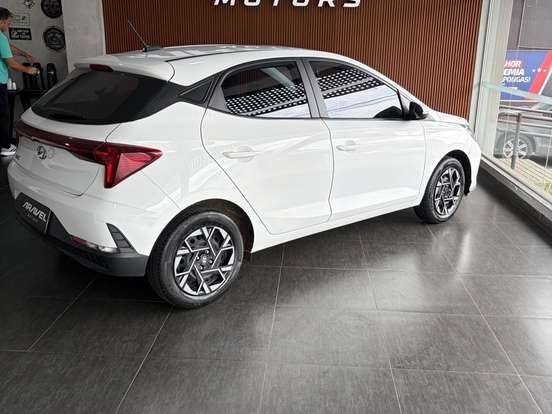HYUNDAI-HB20-1.0 12V FLEX COMFORT PLUS MANUAL HYUNDAI-HB20-2024