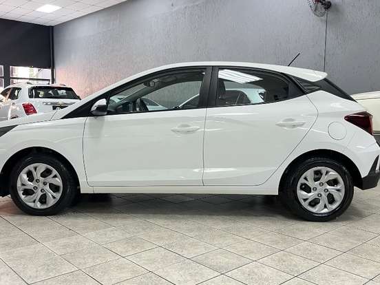 HYUNDAI-HB20-1.0 12V FLEX COMFORT PLUS MANUAL HYUNDAI-HB20-2024
