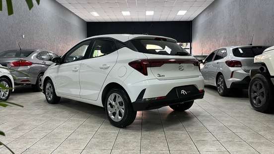 HYUNDAI-HB20-2024